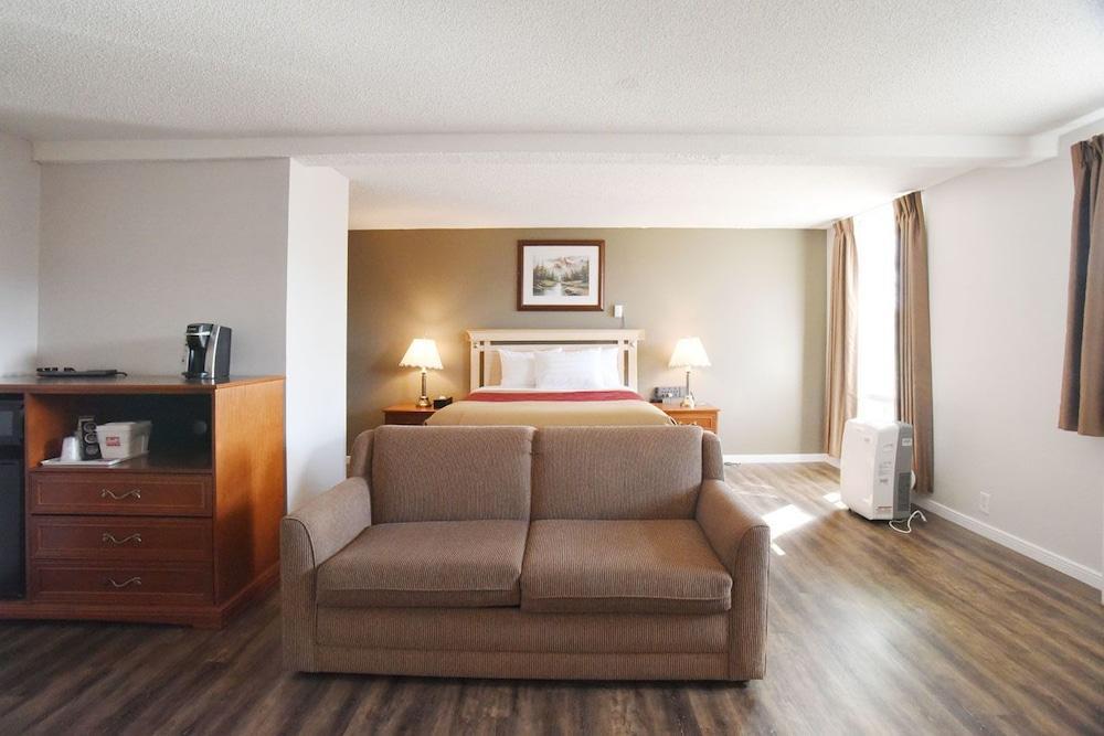 Econo Lodge Inn & Suites Drumheller Exterior photo